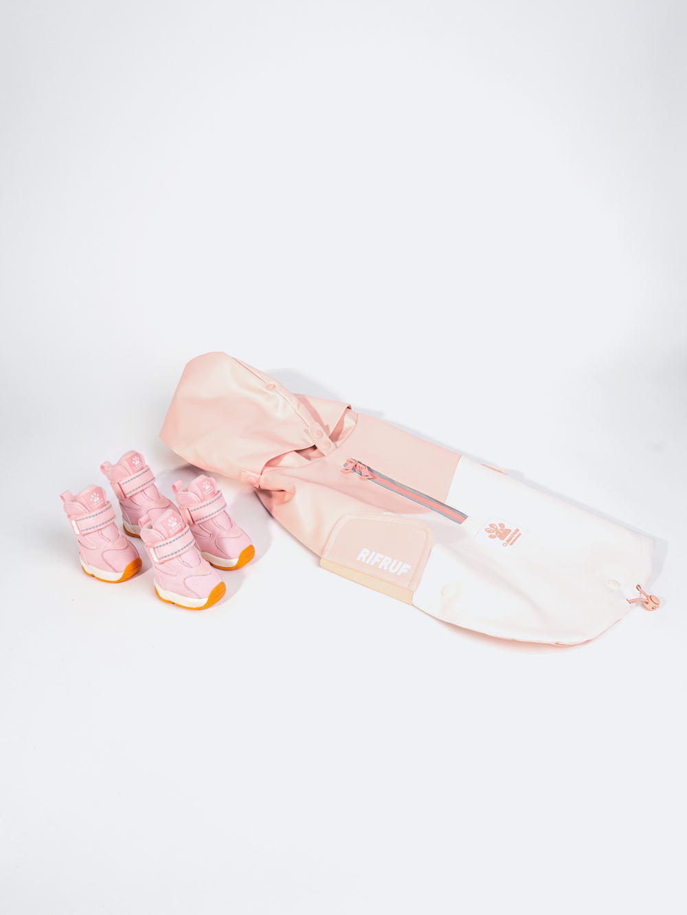 CLIMAPAW set in Sakura: Apollo 1 boots and Stormhunter Raincoat