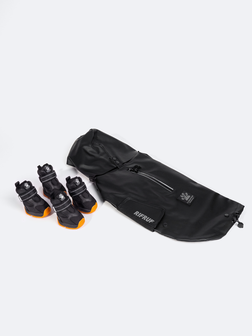 CLIMAPAW set in Truffle: Apollo 1 boots and Stormhunter Raincoat
