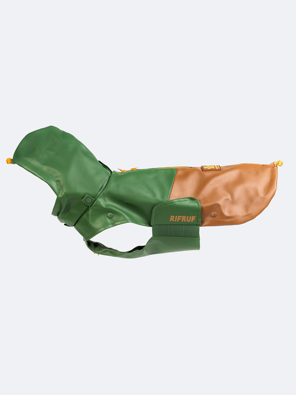 Stormhunter Raincoat Beef & Broccoli
